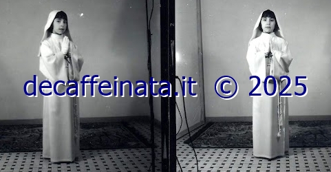 Io negli anni settanta in posa per delle fotografie. Prove tecniche di spiritualità indotta.